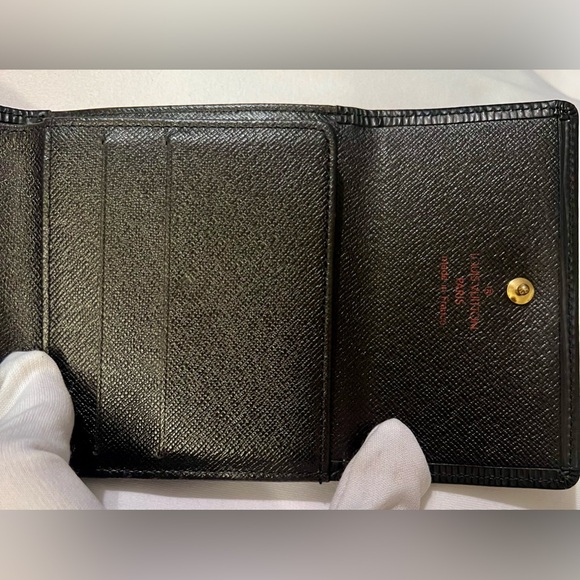 (Sold) Louis Vuitton Epi Leather Black Tri-Fold Wallet, Authentic - Picture 8 of 11